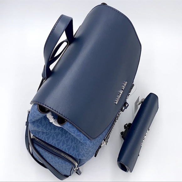 MICHAEL KORS LG CHAIN BACKPACK & SM TZ COINPOUCH - Picture 4 of 16